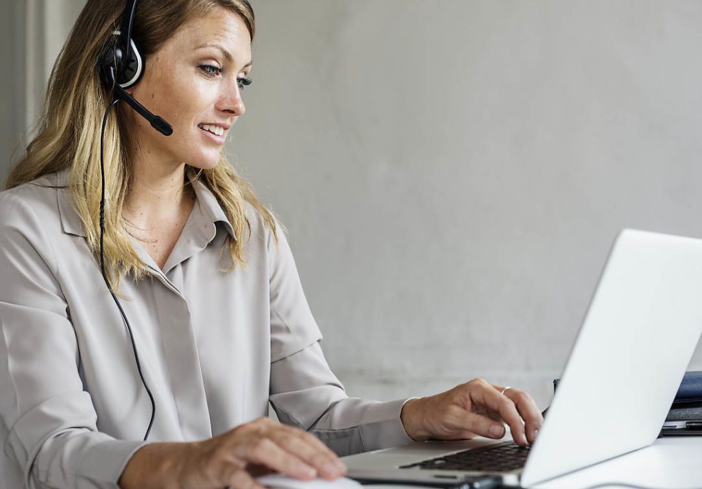 Auto Dialer Software 7 Auto Dialer Software Use AI technology to turn web leads into live calls for your sales team.