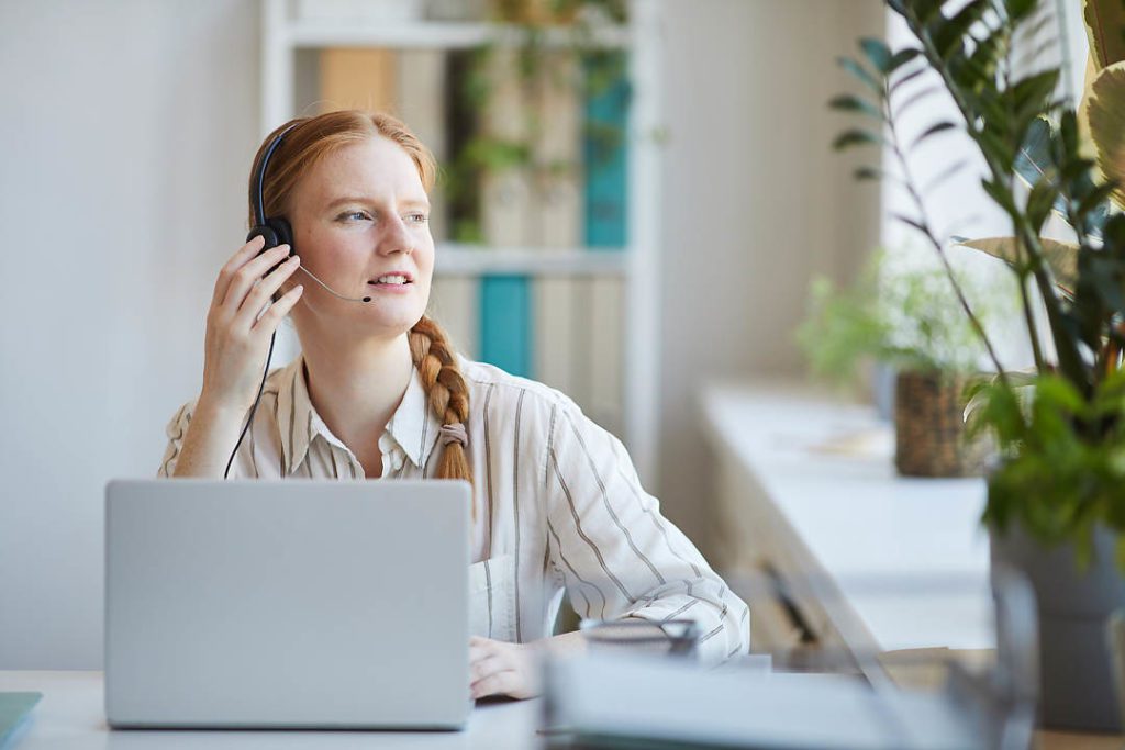 3 Cloud-Based Call Centre Platforms Use AI technology to turn web leads into live calls for your sales team.