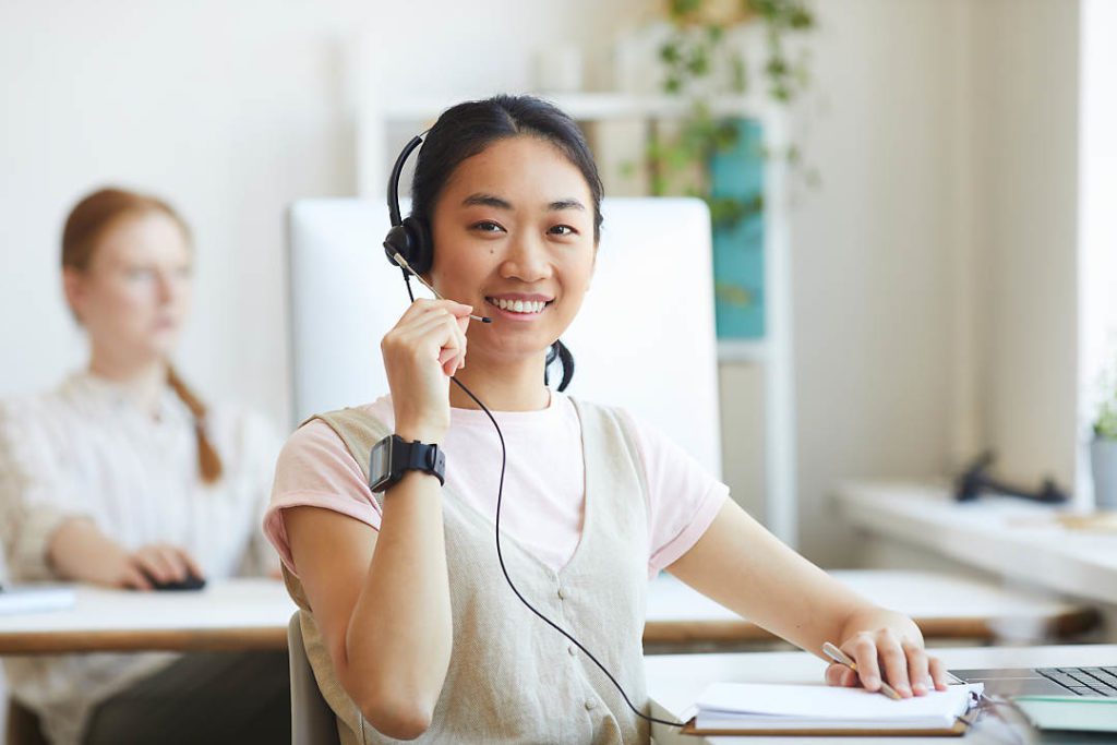 Outbound Call Center Metrics to Track Use AI technology to turn web leads into live calls for your sales team.