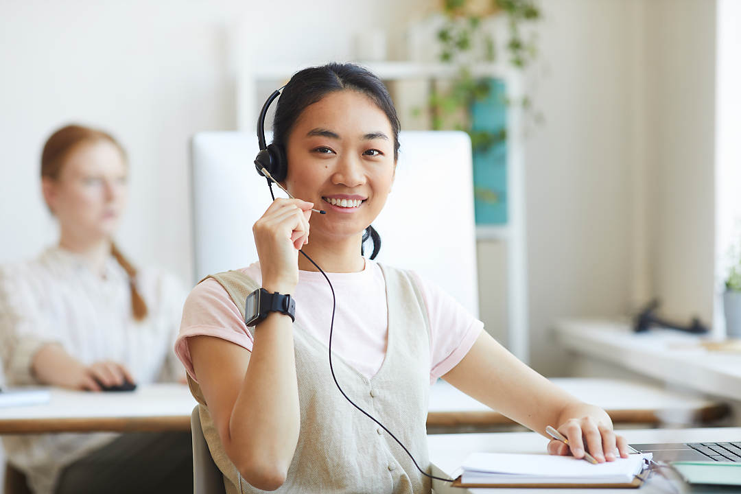 Outbound Call Center Services: What are they? Use AI technology to turn web leads into live calls for your sales team.