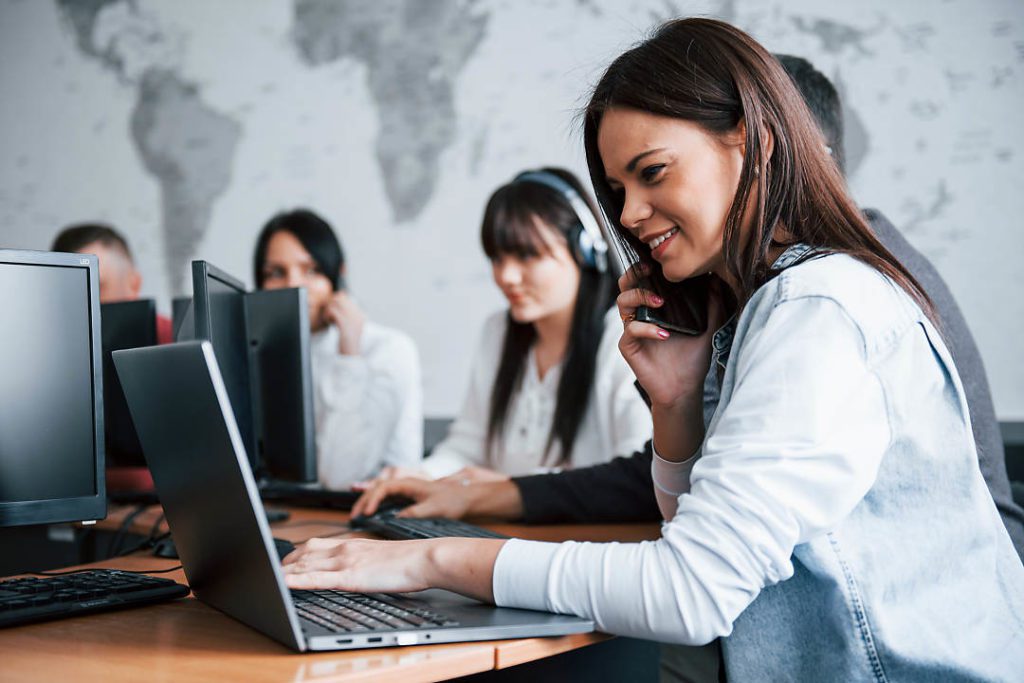 How To Analyze QA Metrics For Call Center? Use AI technology to turn web leads into live calls for your sales team.