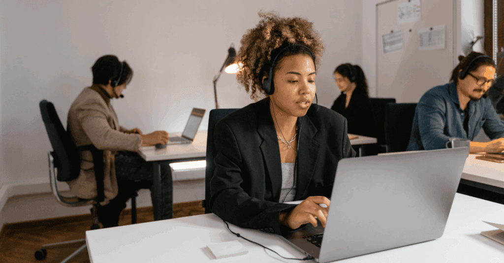6 Reasons Why Your Sales Team Is Not Getting Through to Quality Leads Use AI technology to turn web leads into live calls for your sales team.